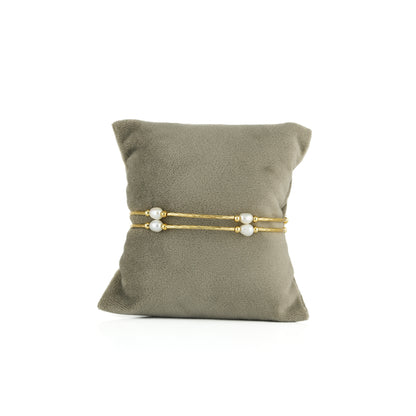 Fashionable Drop White Freshwater Pearl Bracelet