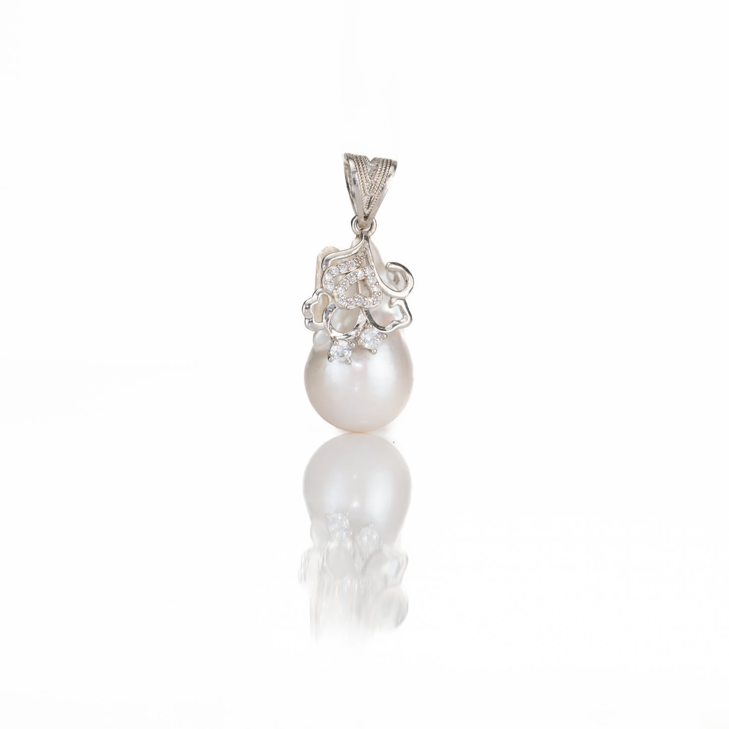 White Baroque Freshwater Pearl Locket