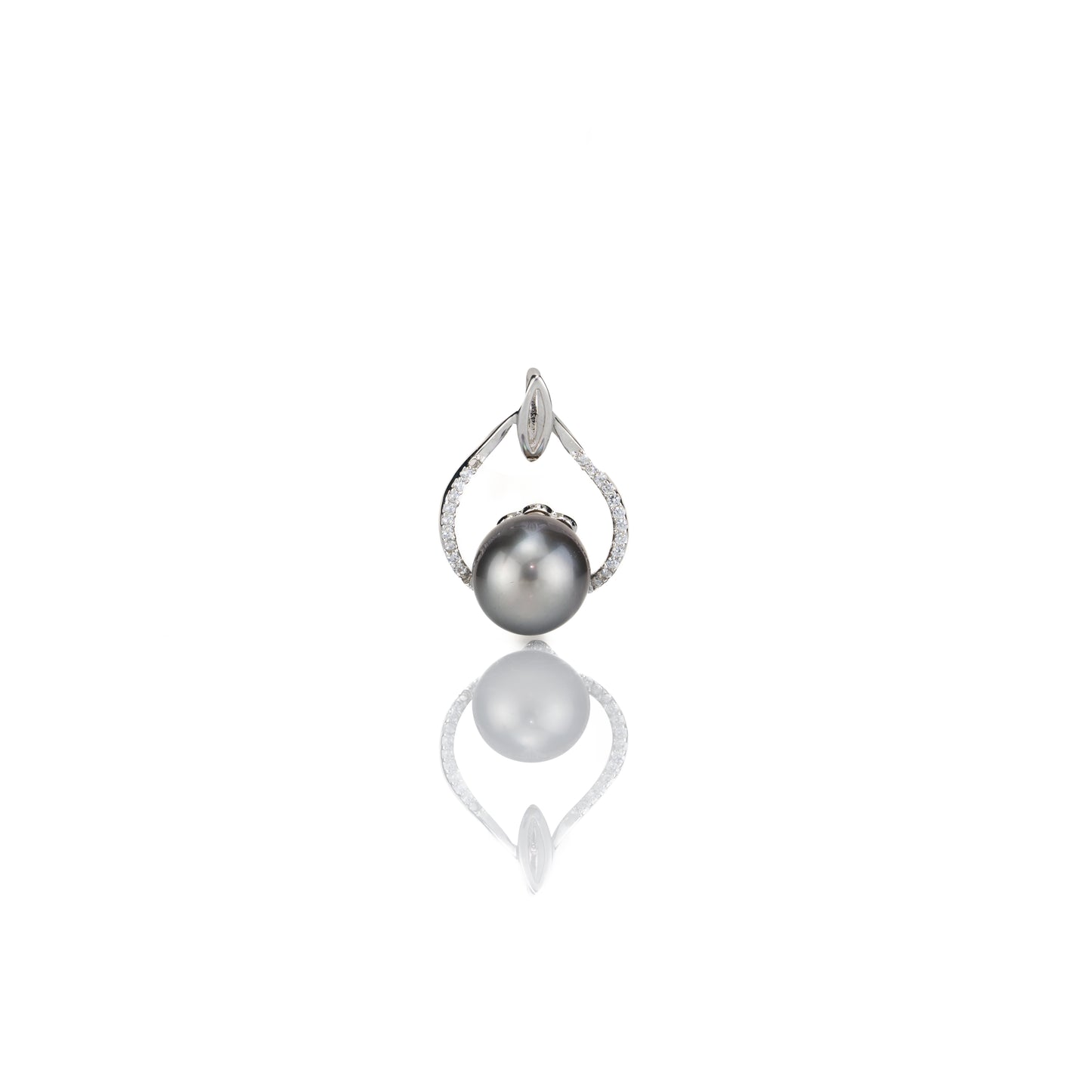 Dramatic Black Round Freshwater Pearl Locket