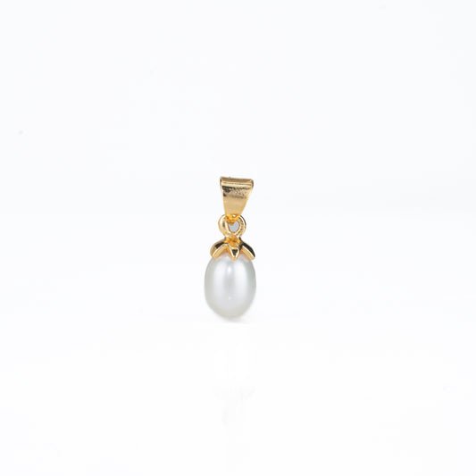 Elegant Drop Freshwater Pearl Locket
