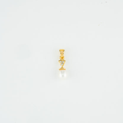 Stylish White Stone Drop Freshwater Pearl Locket