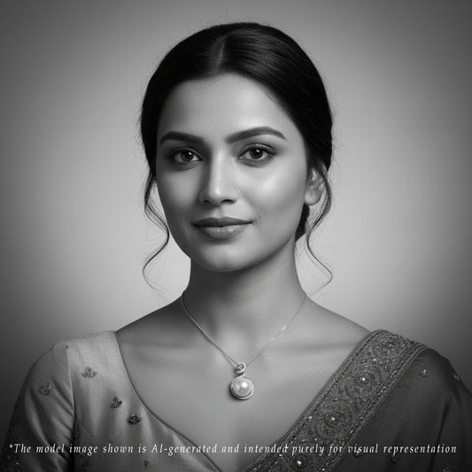 Beautiful Round White Freshwater Pearl Locket