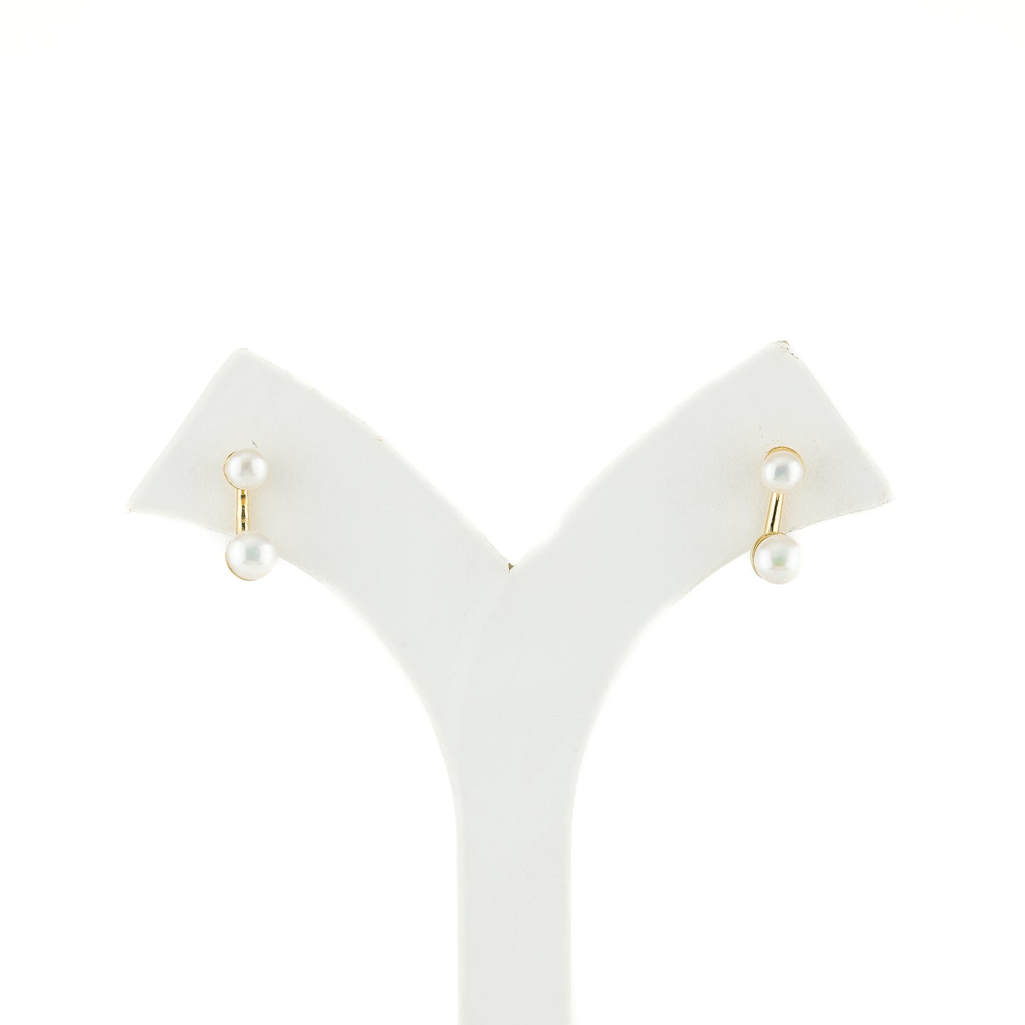 Elegant White Freshwater Pearl Stud Earrings