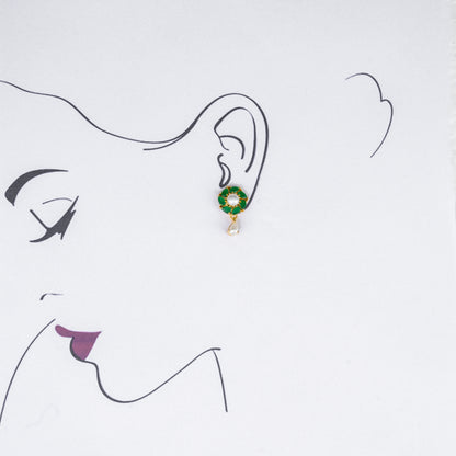 Fashionable Green Stone Freshwater Pearl Stud Earrings