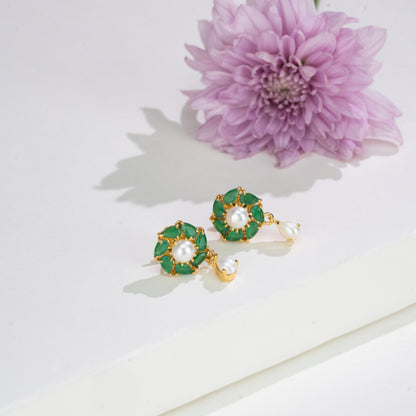 Fashionable Green Stone Freshwater Pearl Stud Earrings