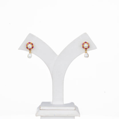 Adorable Red Stone Freshwater Pearl Stud Earrings