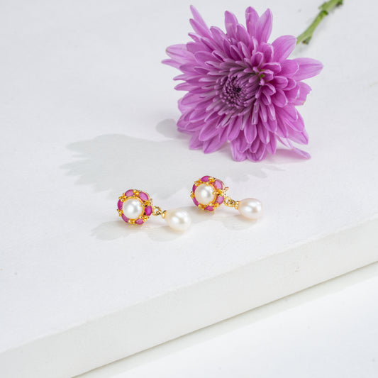 Adorable Red Stone Freshwater Pearl Stud Earrings