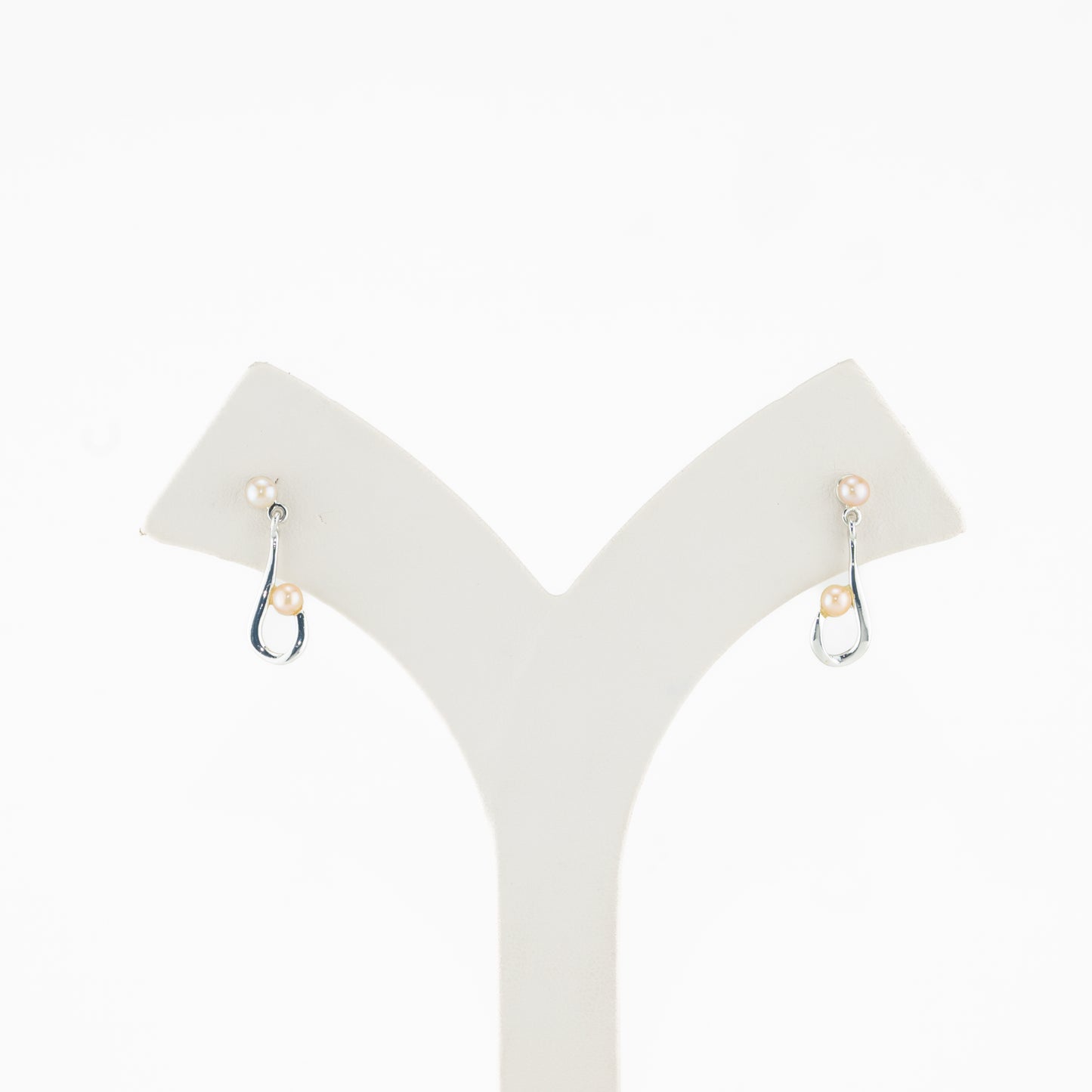 Stylish Pink Freshwater Pearl Stud Earrings