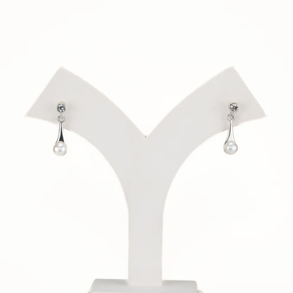 Pristine Freshwater Pearl Hanging Earrings