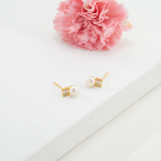 Delicate White Stone Freshwater Pearl Stud Earrings