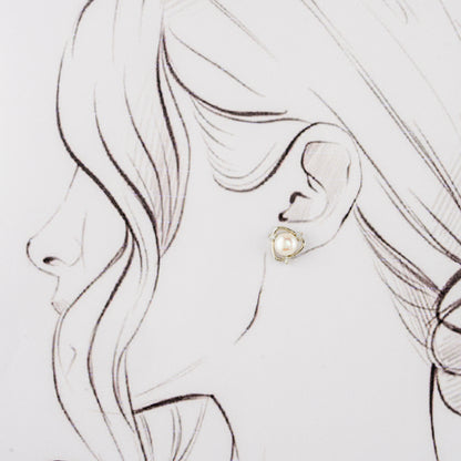 Luxury White Stone Freshwater Pearl Stud Earring