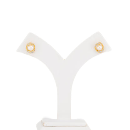 Artistic White Stone Freshwater Pearl Studs Earrings