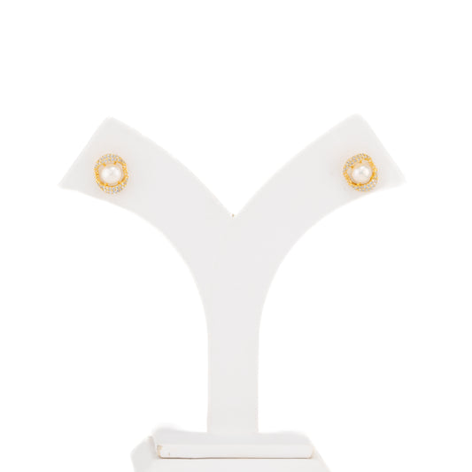 Artistic White Stone Freshwater Pearl Studs Earrings