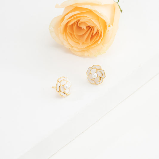 Floral White Freshwater Pearl Stud Earrings