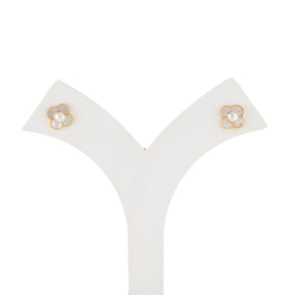 Feminine White Freshwater Pearl Stud Earrings