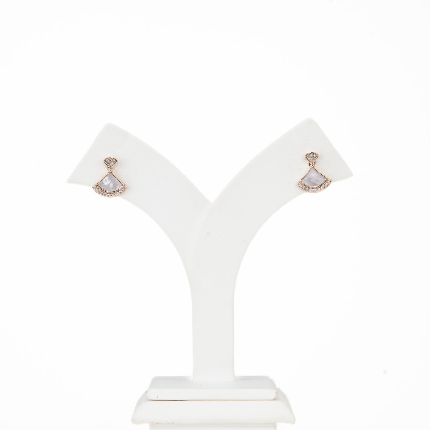 Classy Freshwater Pearl Stud Earrings