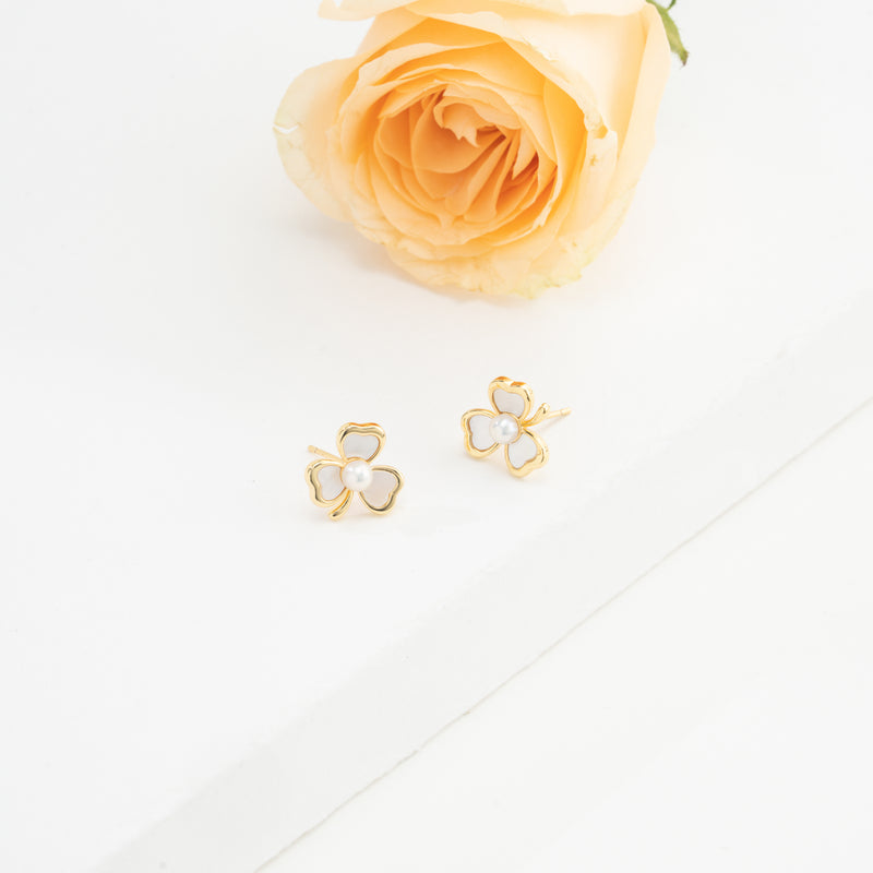 Classy White Freshwater Pearl Stud Earrings
