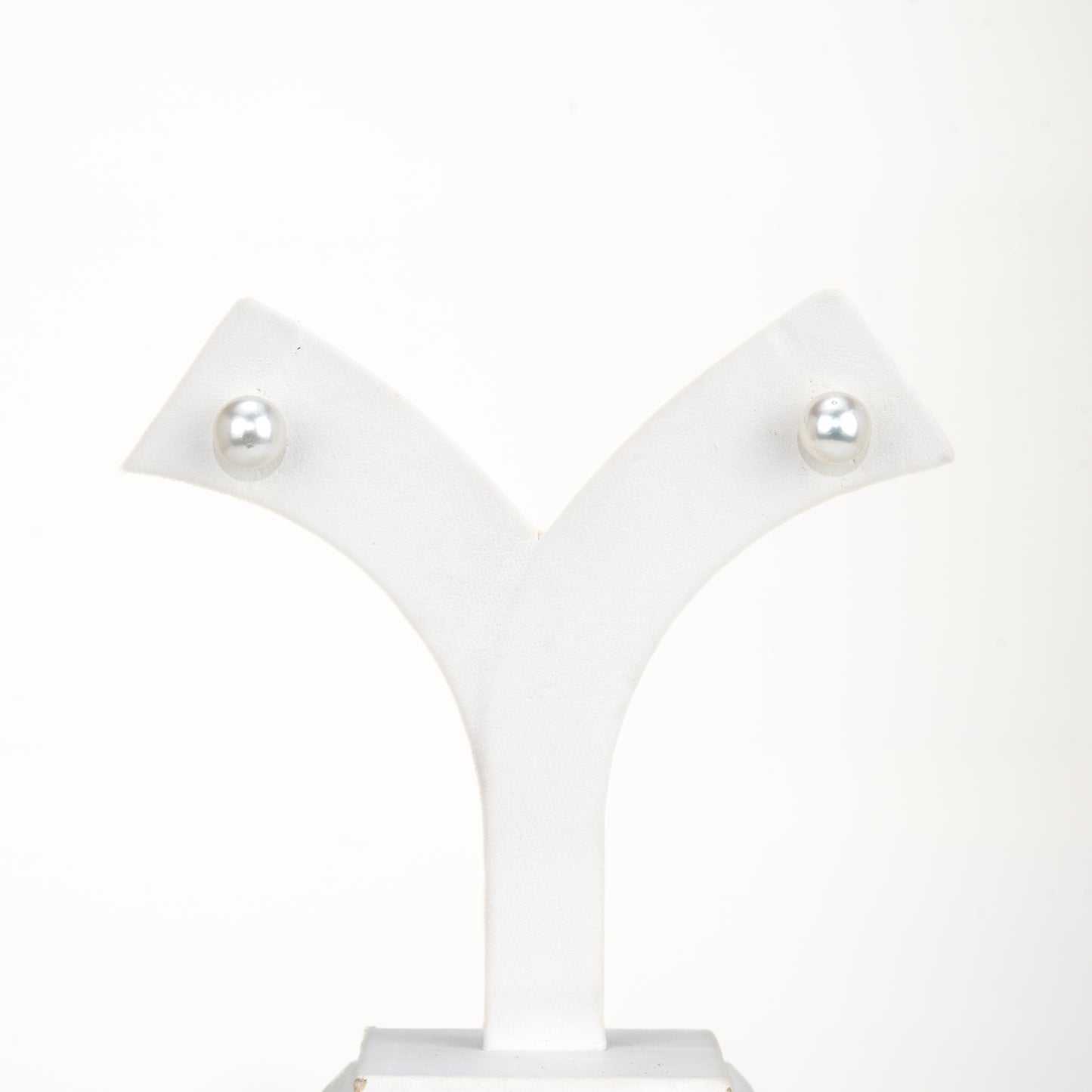 9.0-10.0mm White Round South Sea Pearl Tops