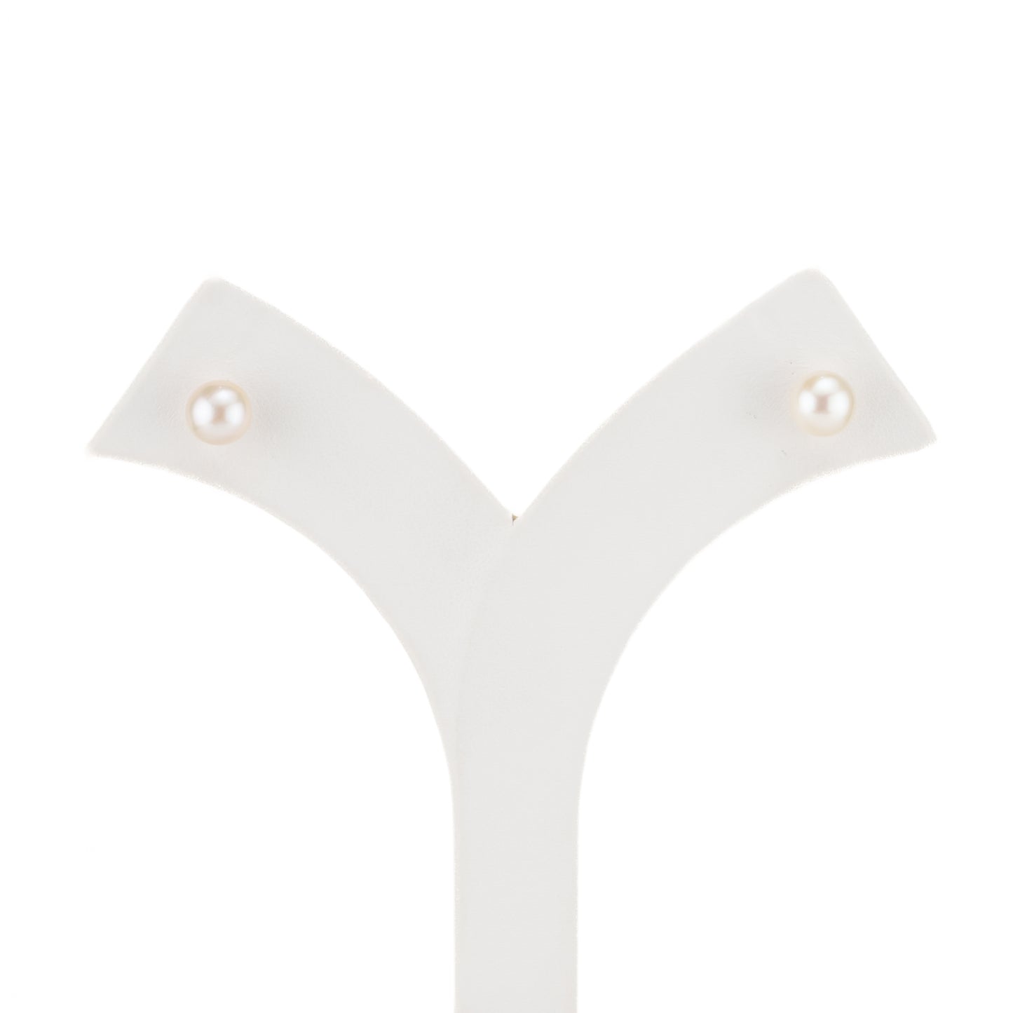 8.0-9.0mm White Round Freshwater Pearl Stud Earrings