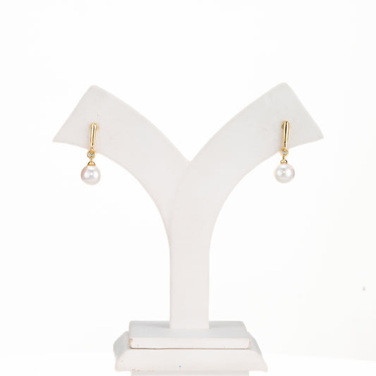 9.0-10.0mm White Round Akoya Saltwater Pearl Hanging Earring