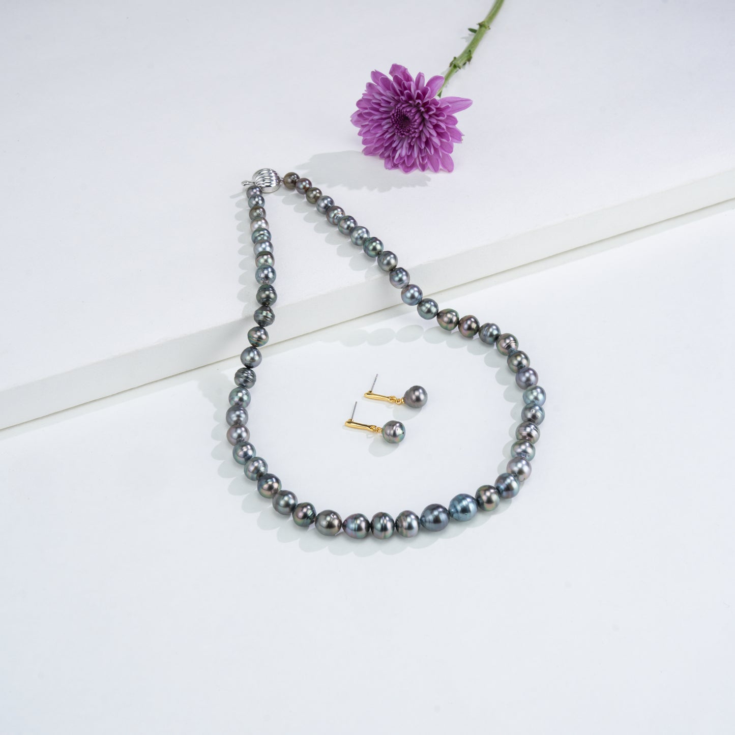 9.0-10.00mm Black  Near Round Ringed Tahitian Pearls  Necklace Set -AA Quality