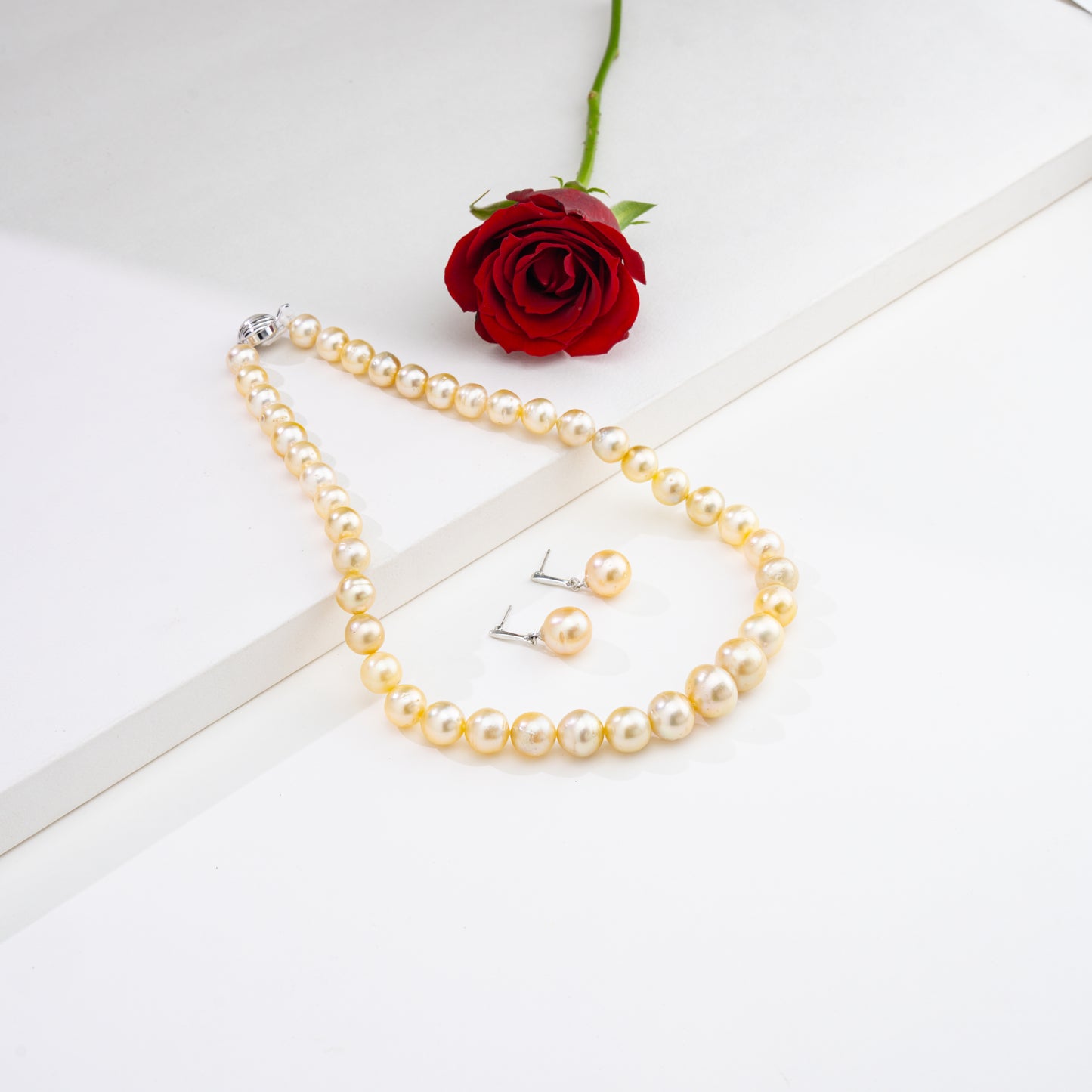 11.0-12.0mm Cream Near Round Ringed South Sea Pearl Necklace Set - A Quality