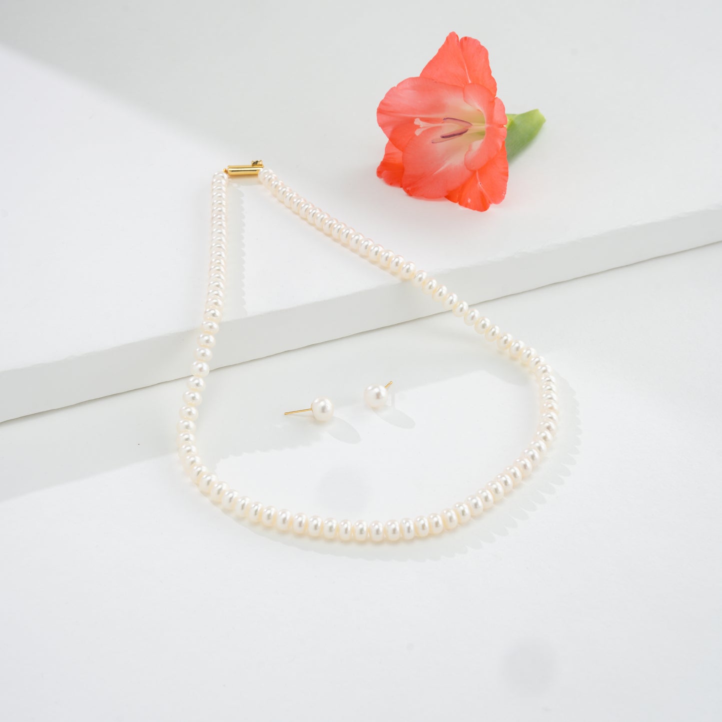 5.0-6.0mm White Button Freshwater Pearl Necklace Set - AA Quality