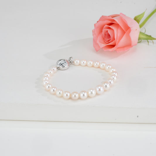 7.0-8.0mm White Round Akoya Saltwater Pearl Bracelet - AA Quality