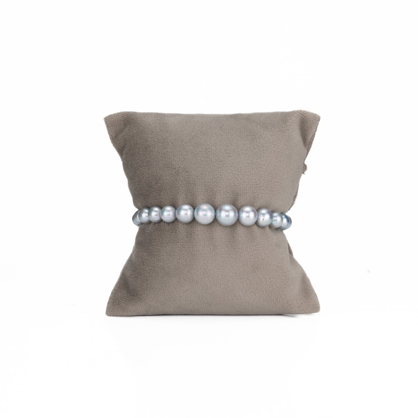 Grading Grey Round Akoya Saltwater Pearl Bracelet - AA Quality