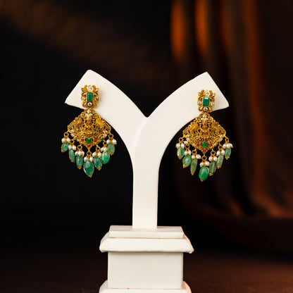 Artistic Ememrald Pearl Stone Earrings