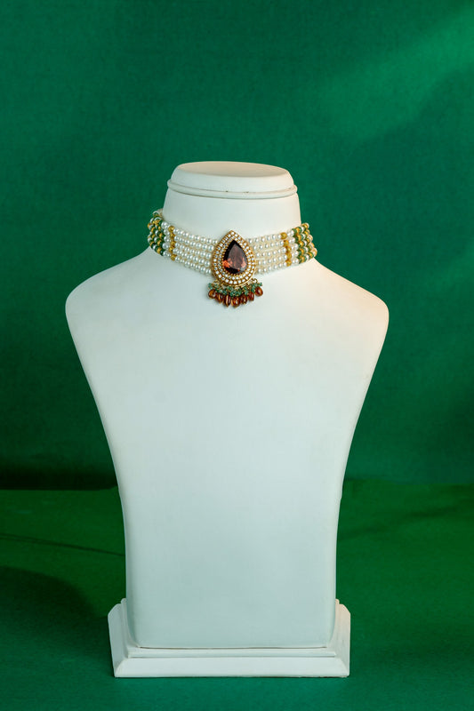 Majestic Emerald Pearl Bridal Choker