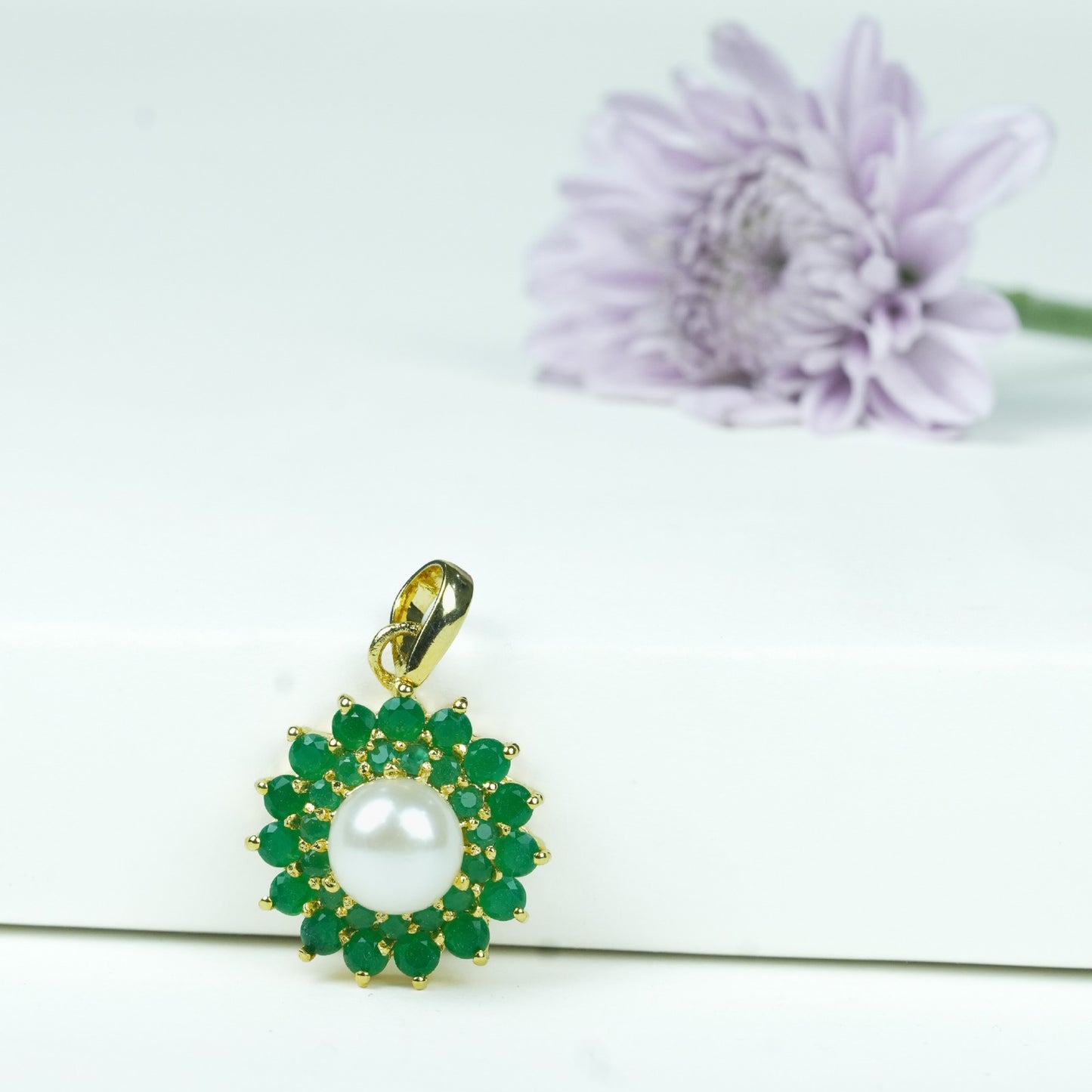Stunning Green Stone Freshwater Pearl Locket