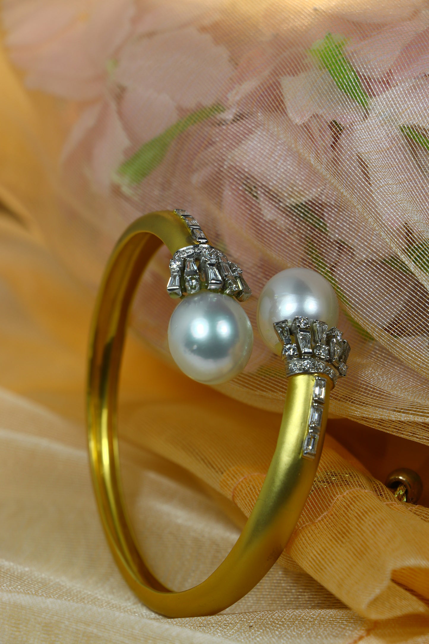 Adorable Pearl Diamond Bangle