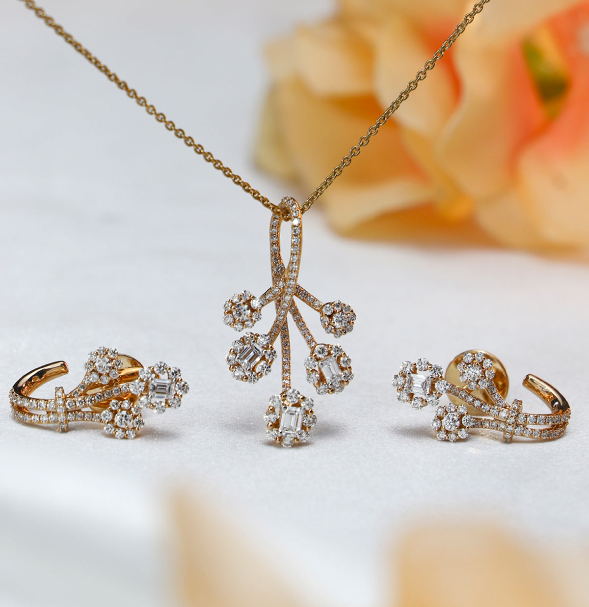 Adorable Diamond Locket Set