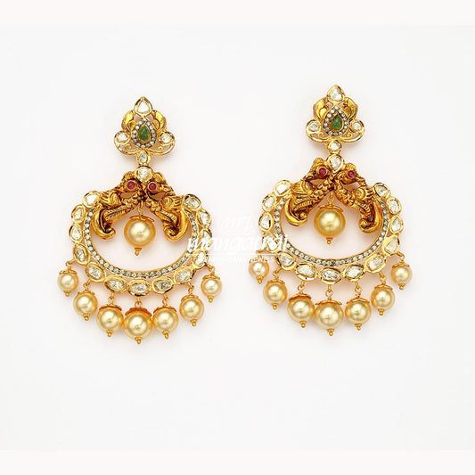 Elegant Gold Stone Earring