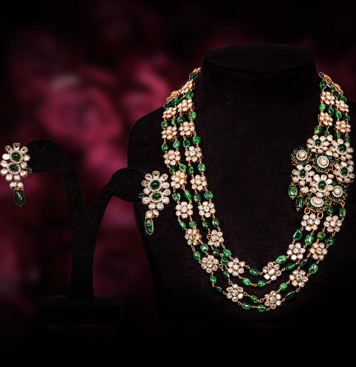 Feminine Emerald Polki Necklace Set