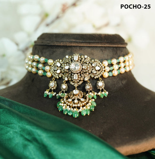 Beautiful Pearl with Emerald Polki Choker