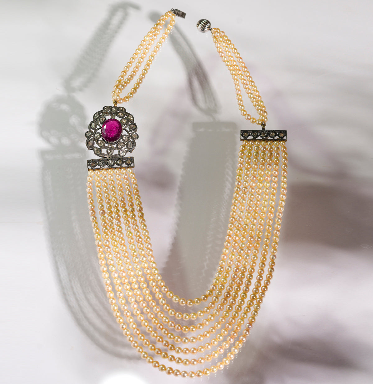 Comfortable Pearls Necklace