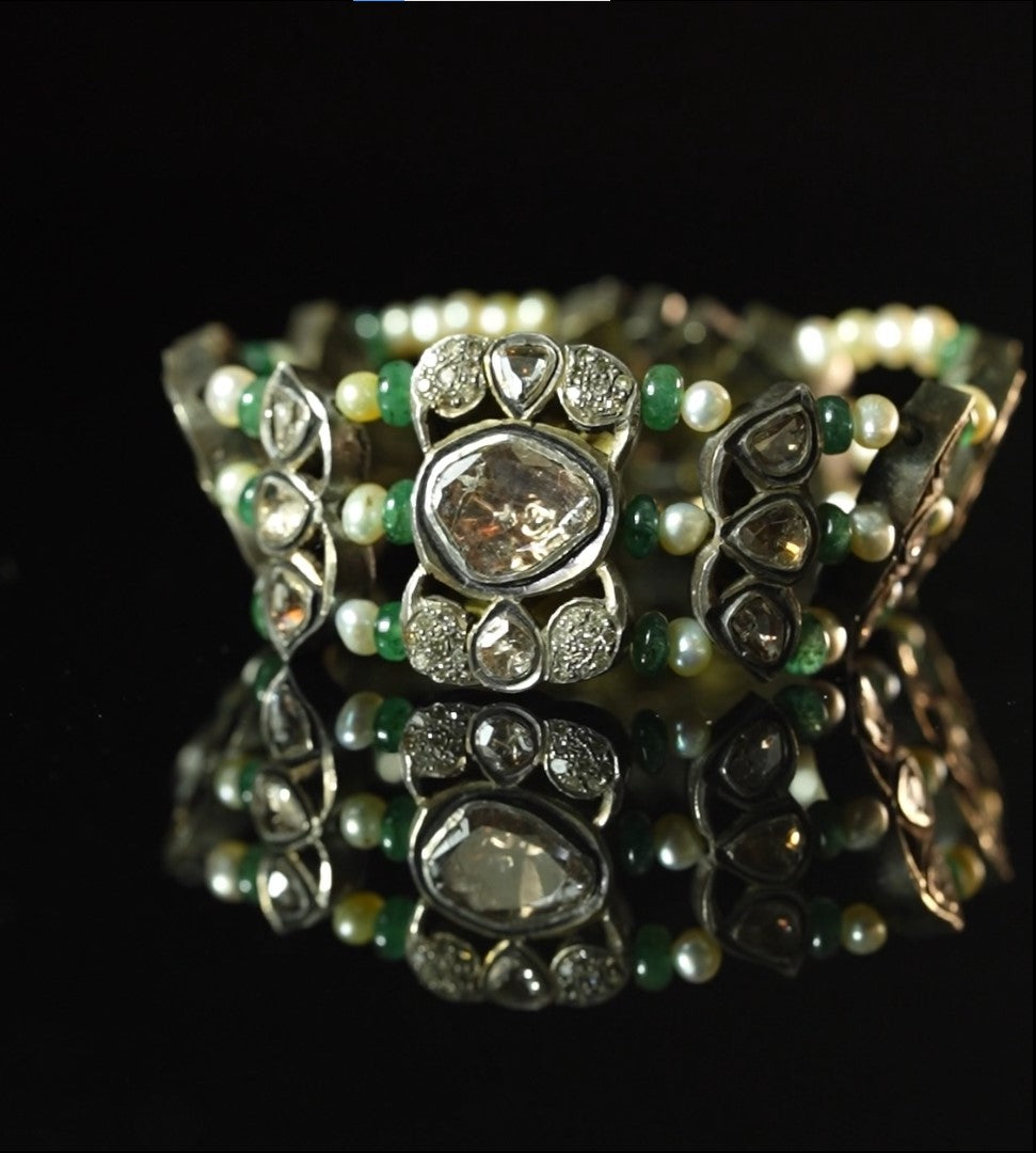 Delicate Pearl Emerald Polki Bracelet