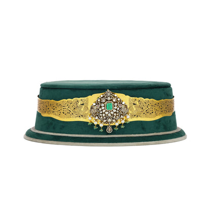 Exquisite Diamond and Gold Vadanam