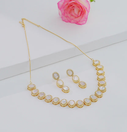 Glamorous Near Round Pearl Choker Set