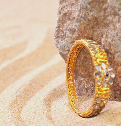 Vibrant Polki Bangle