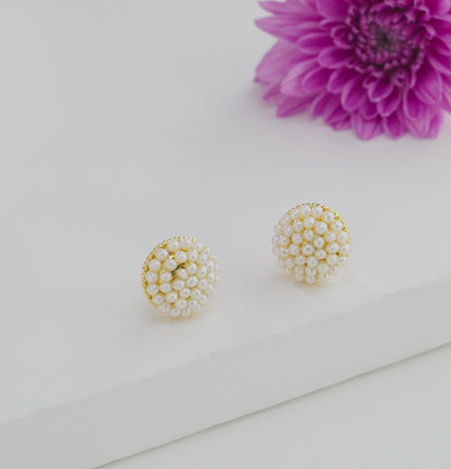 1.0-2.0mm White Seed Freshwater Pearl Stud Earrings