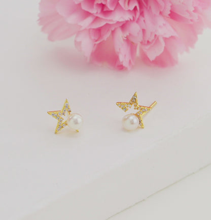 Precious White Stone Freshwater Pearl Stud Earrings