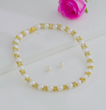 Fashionable White Stone Freshwater Pearl Choker Set