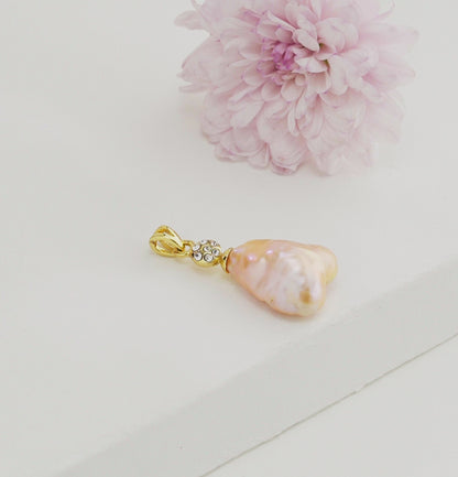 Graceful Pink Baroque Freshwater Pearl Locket