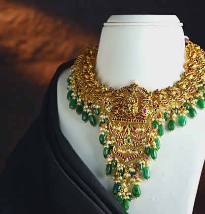 Embellished Kundan Necklace Set