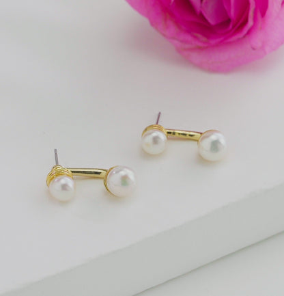 Elegant White Freshwater Pearl Stud Earrings