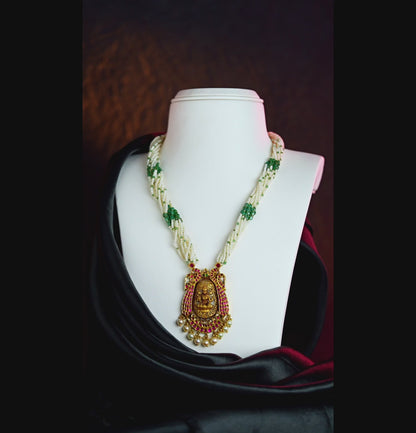 Luxurious Gold Seed Pearl Emerald Necklace