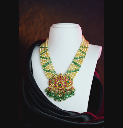 Precious Gold Kundan Necklace